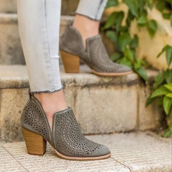 JEFFREY CAMPBELL ROSALEE Laser Cut Ankle Boots Booties 9.5 - Picture 3 of 16